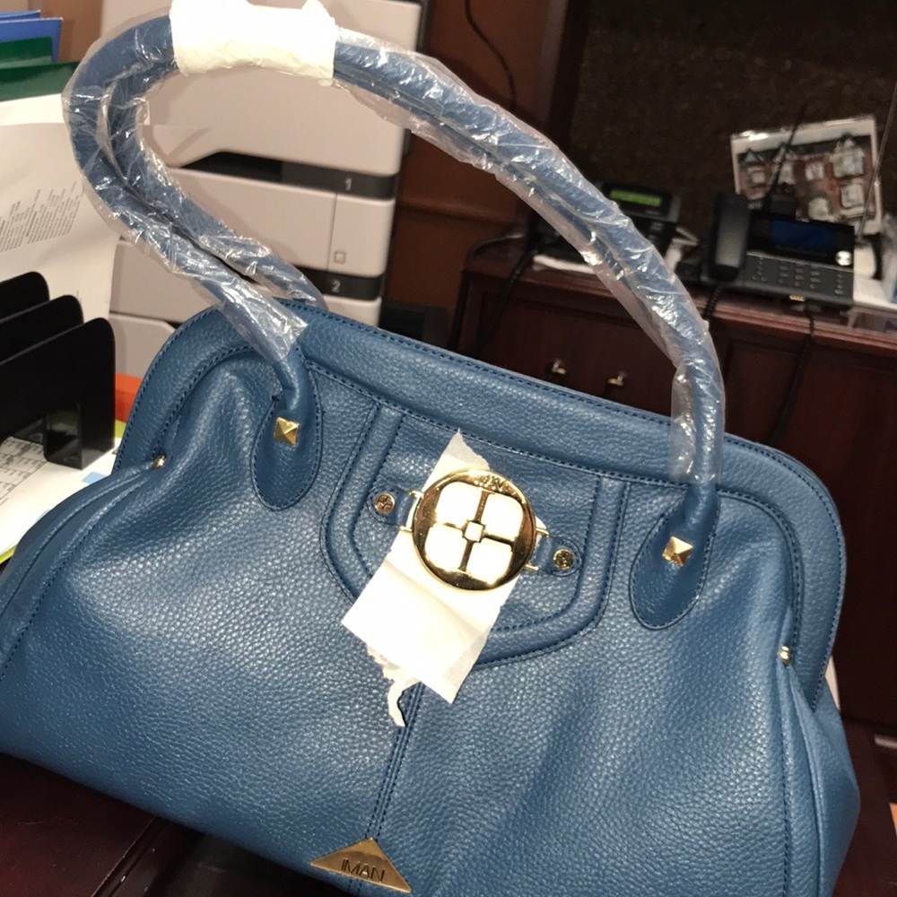 Imma Blue Pocketbook